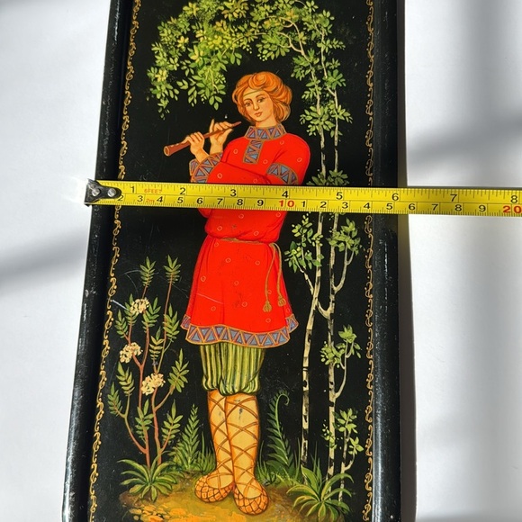 Vintage, hand-painted Russian metal tray or wall plaque, Zhostovo folk art. - Picture 3 of 4
